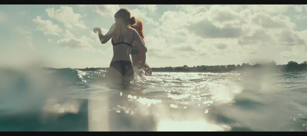 Bella Thorne and Alma Noce in GAME OF LOVE Game of Love