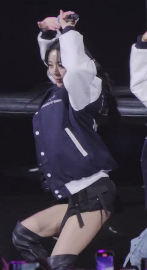body celebrity korean gif