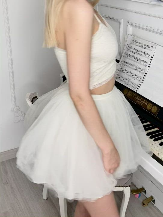 Bend me over the piano and fuck me, please