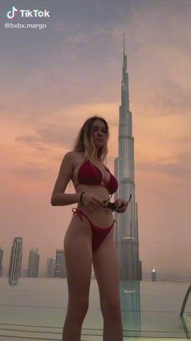 big tits bikini white girl gif