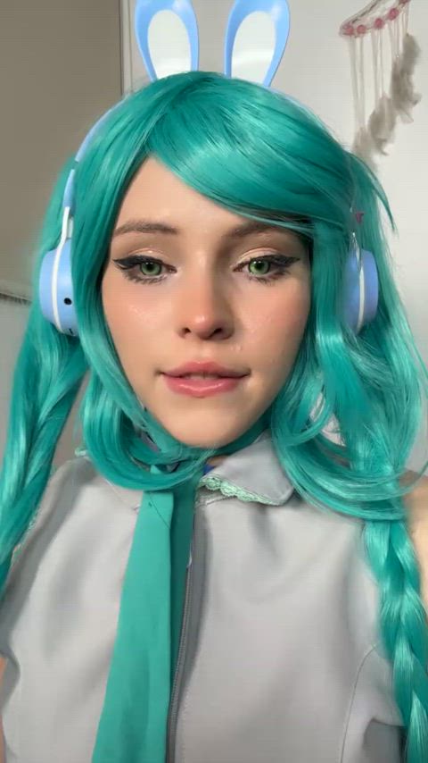 Miku Hatsune (Aliwaifu) [Vocaloid]