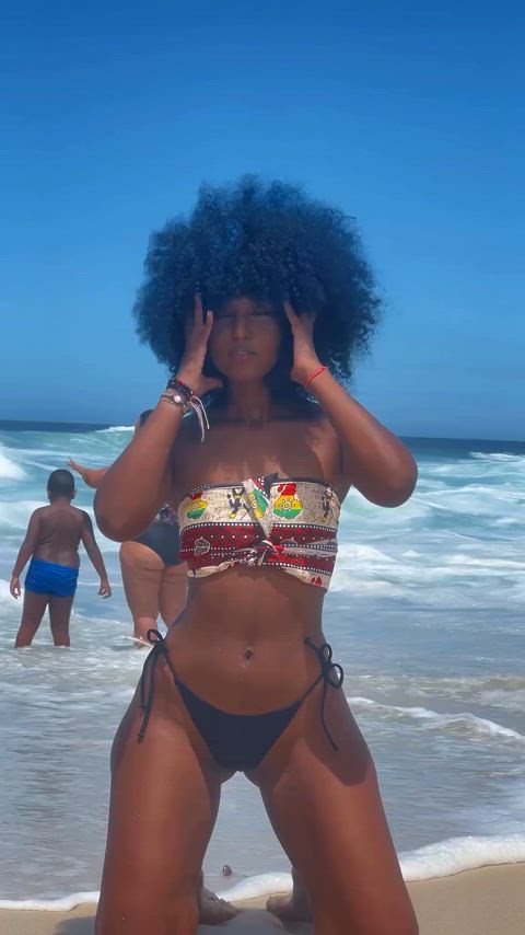 afro bikini ebony thick thighs belly gif