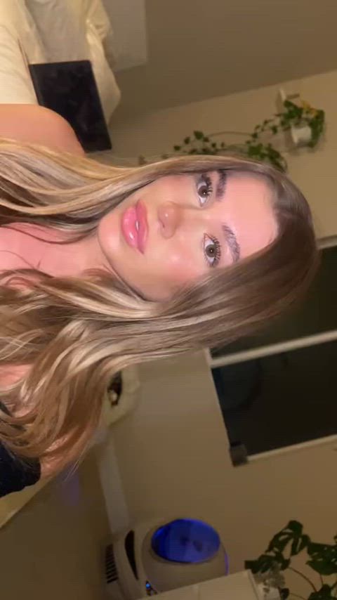 Miahswrld - More tiktok flash vids on my TT likes (juanmomo45)