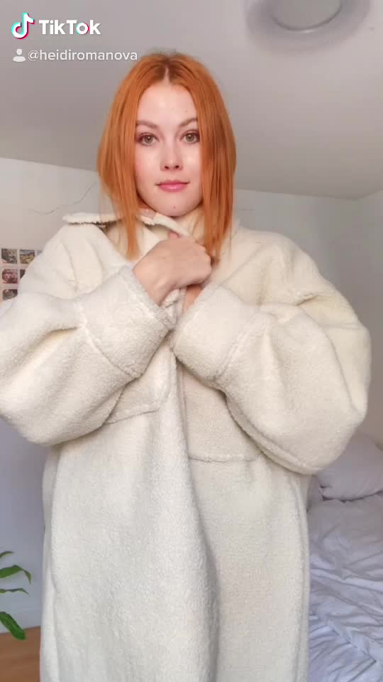 DO U LIKE GIRLS WITH RED HAIR ? (??FREE LINK MEGA IN THE COMMENTS??)