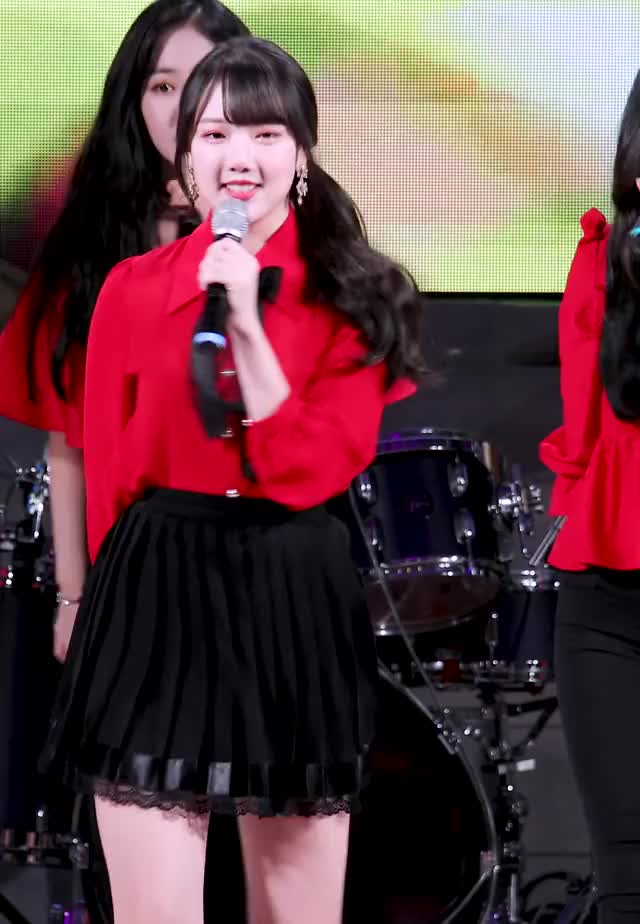 (4) [4K] 181021 여자친구 (GFRIEND) 예린 (YERIN) 오늘부터 우리는 (Me