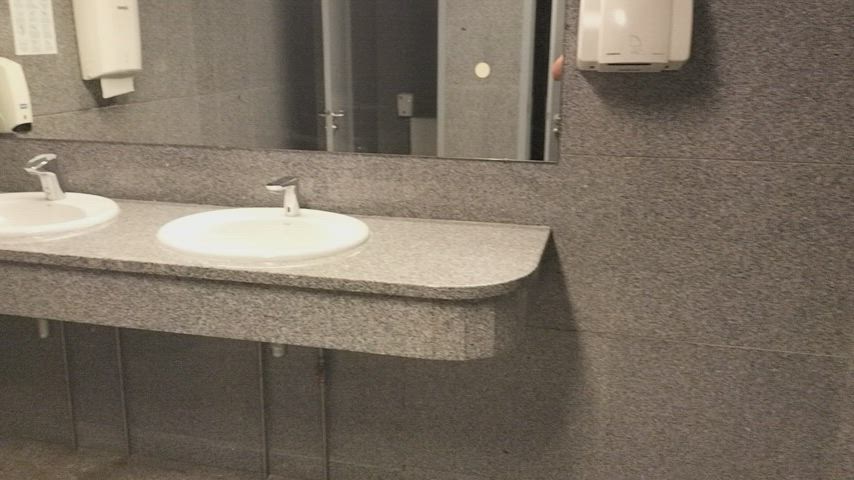 Cumshot at public urinals (Uncut cock)