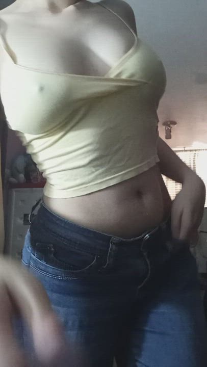 I guess I don't look so alt in this casual outfit ?