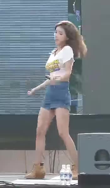 160521 Hyunyoung shake 2 (Mach)