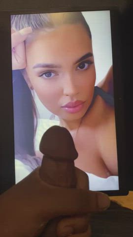 This slut was too cute I had to make my first cum trib video how did I do🙈😩😍🤤