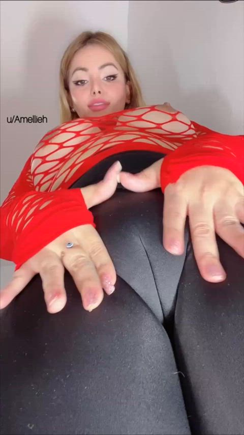 Come lick my fat cameltoe😜