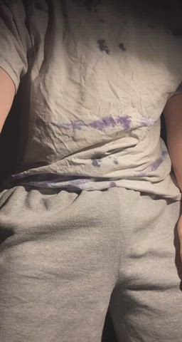 18, virgin looking to have my first blowjob. females or femboys? i can give you some