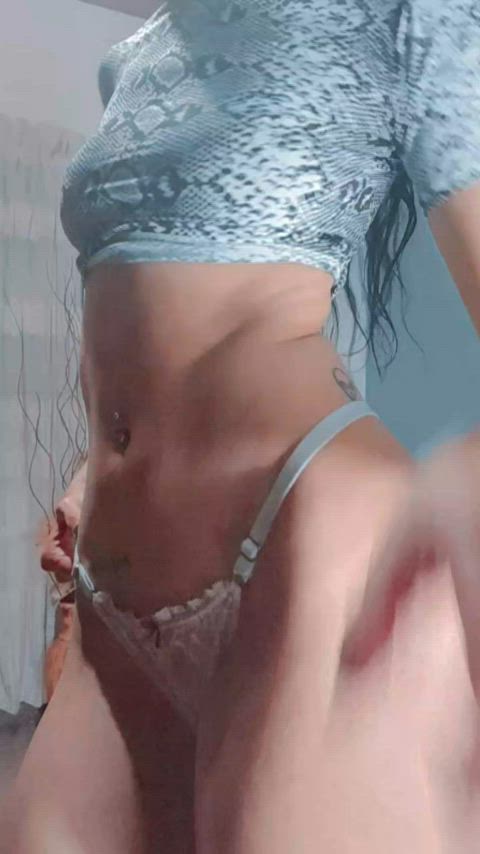 I want to twerking with your penis inside 😏