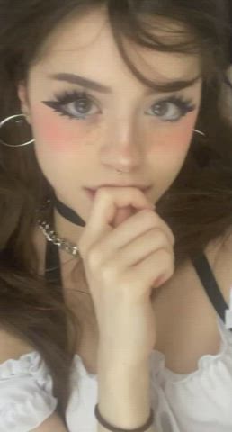 Hannah0w0 new Content F0lder B3l0w 1