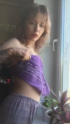 Being a good girl and showing off for the neighbours
