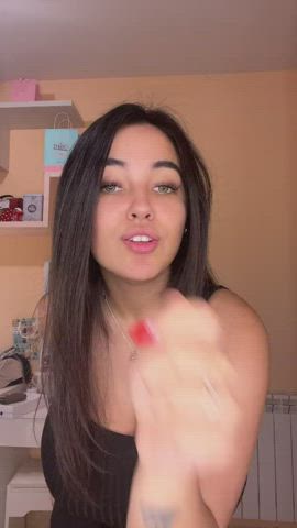 The queen is back