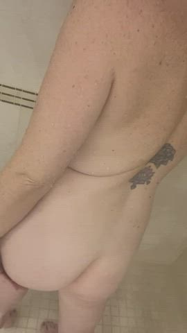 Showing off this shoulder