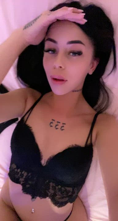 If even 4 guys likes this i will be happy and fuck myself anal