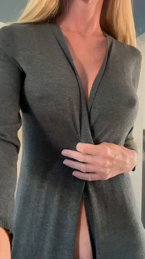 babe big tits boobs homemade milf natural tits nude solo tits gif