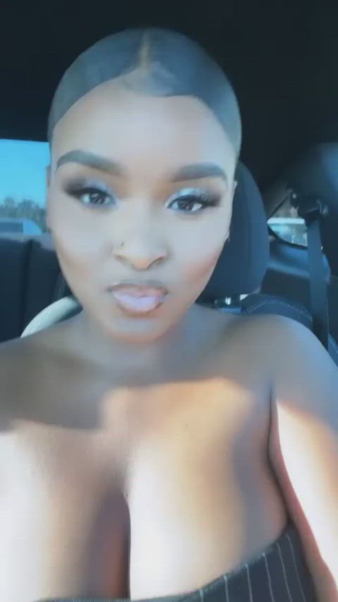 big tits ebony exhibitionist huge tits natural tits slut tits whore gif