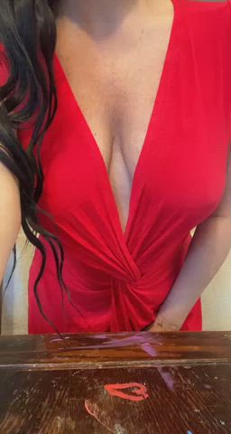 If mature MILFs are your thing… can I be your type…