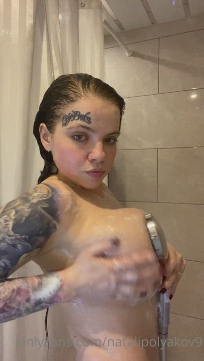 Big Tits Bouncing Tits Huge Tits gif