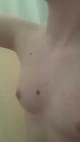 Ass Masturbating Perky Shower White Girl