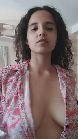 Aren't bouncing boobs a wonderful thing? [drop]