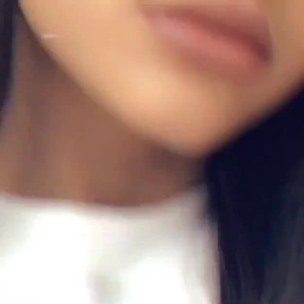 Ariana Grande - https://t.co/7UffZxJD2r