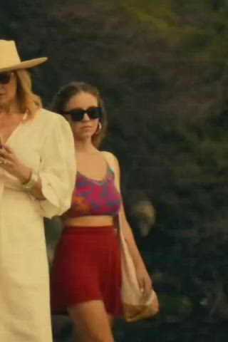 Sydney Sweeney gif