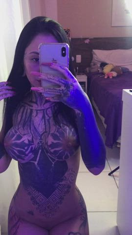 Any punk guy interested in a wild raw fuck? 😇