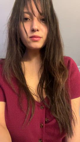 what can hide this little t-shirt