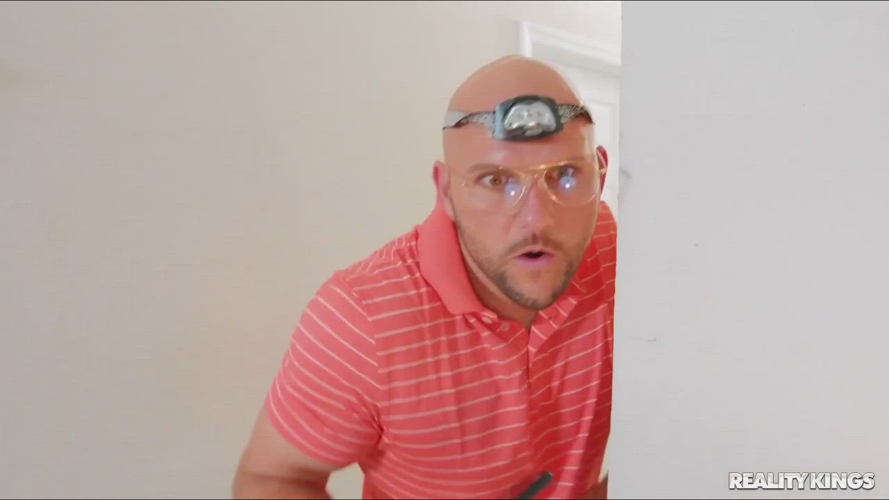 J Mac gets inventive and the girls reward him