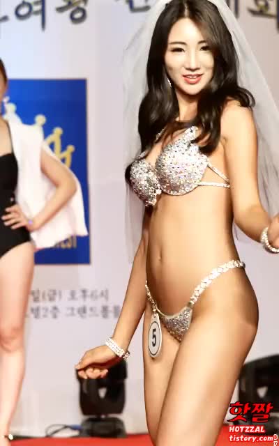 KOREAN BIKINI (2)