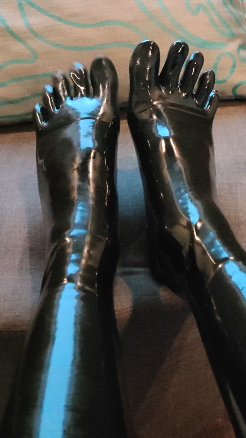 Latex Toe Sock Sounds :D