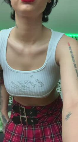 What if i dance for you like that ? 😈 In a special video ? 😏 the OF link in