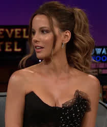 Kate Beckinsale is such a minx