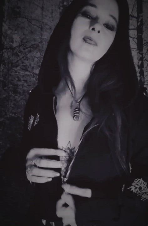 Goth Tits???