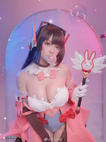 Hottest Cosplayer ✨️