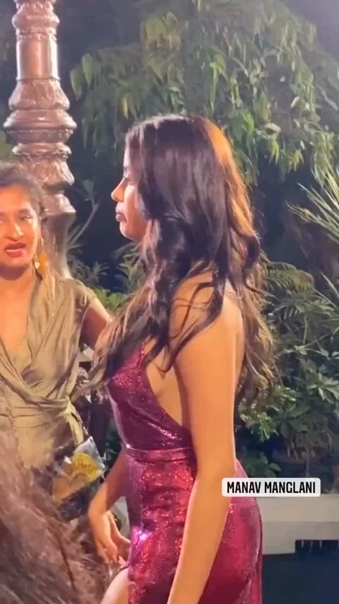 actress big ass big tits bollywood indian sideboob tits gif