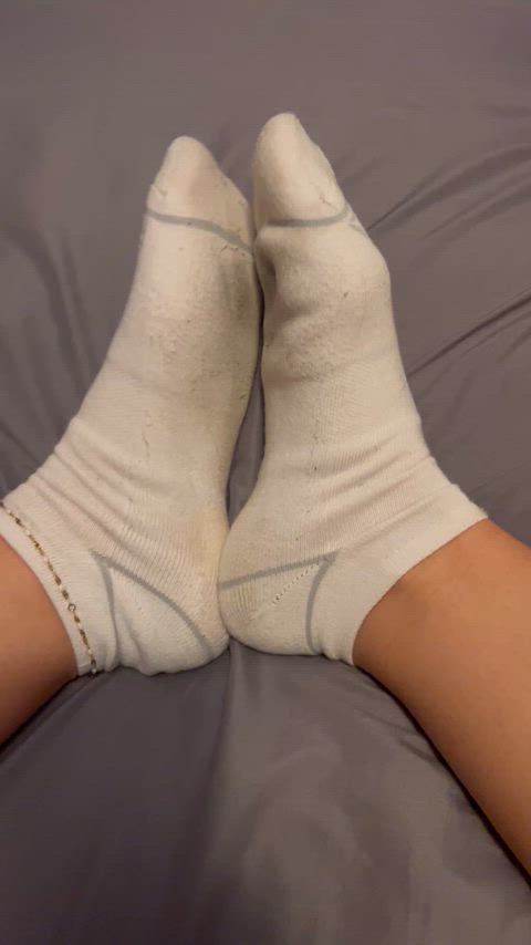 Who loves dirty white socks
