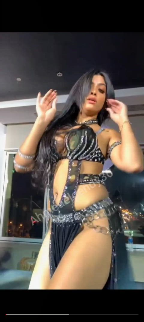 Linda was dancing most probably without underwear 🙂🙂❤❤ محتاجة حد