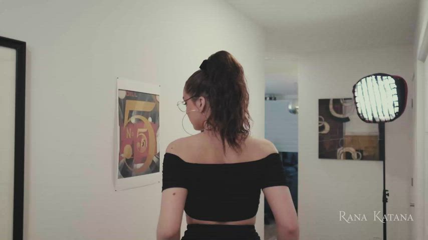 Smoking Hot TS Babe Cock + Feet Fetish