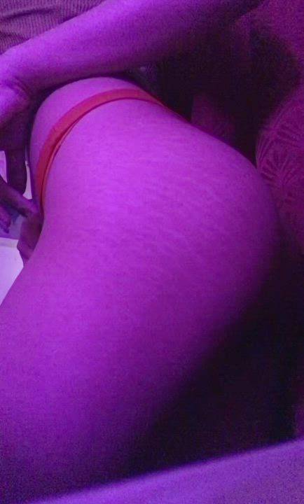 (F) lil tease