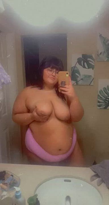 i’m having a bad night. help me forget all about it? 😋