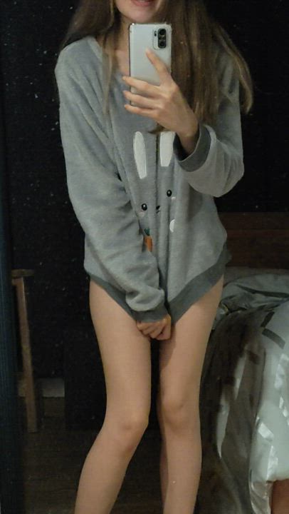 Would you fuck me before my bedtime, daddy?🔥