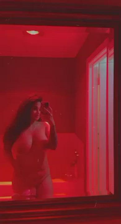 Latina MILF Tits gif