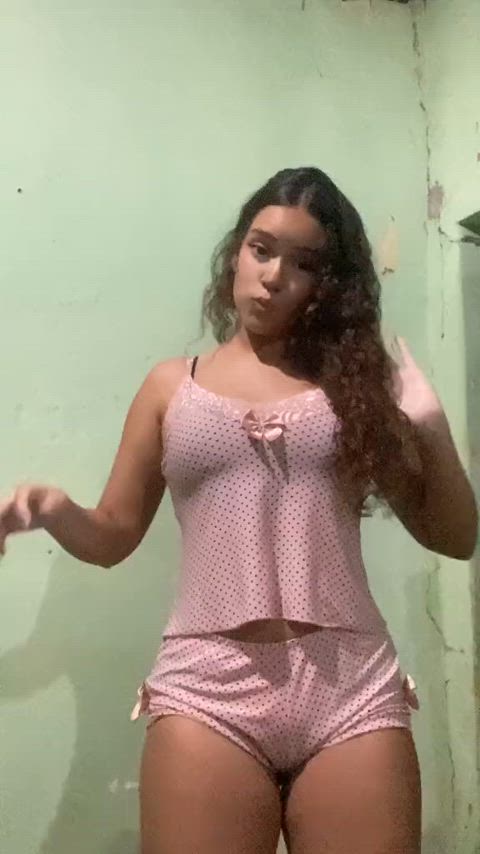 big ass pajamas thick thighs legal-teens gif