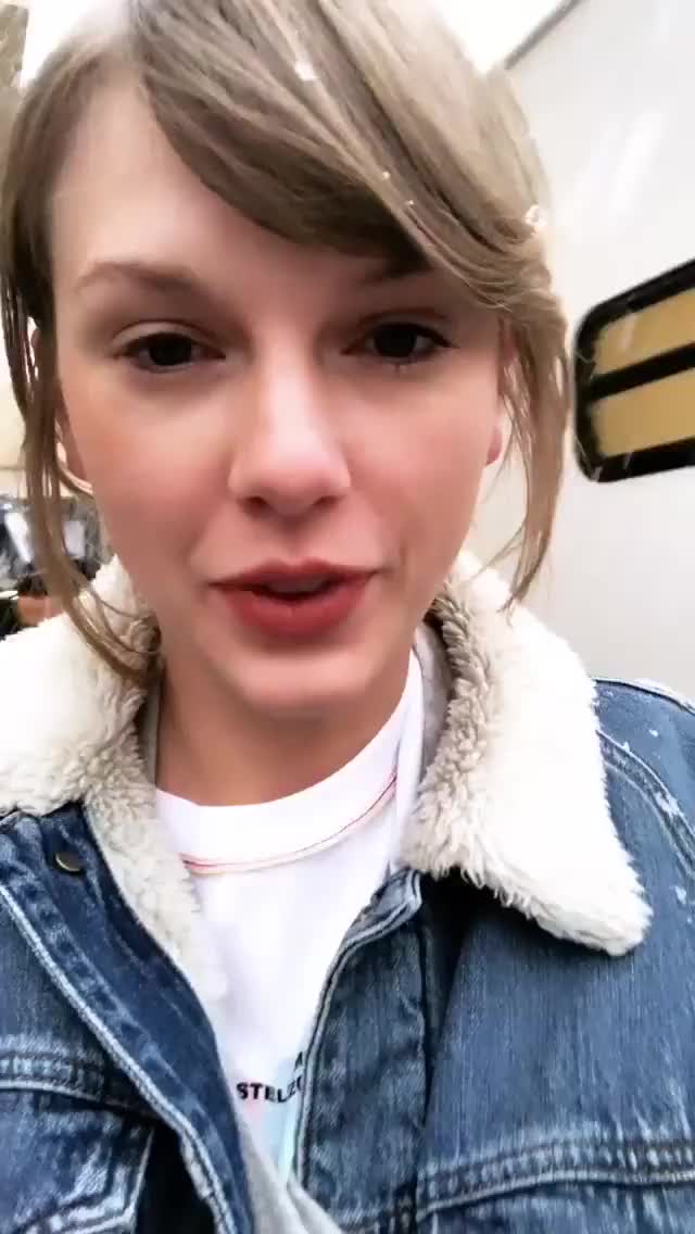 Tay Tay in Snow
