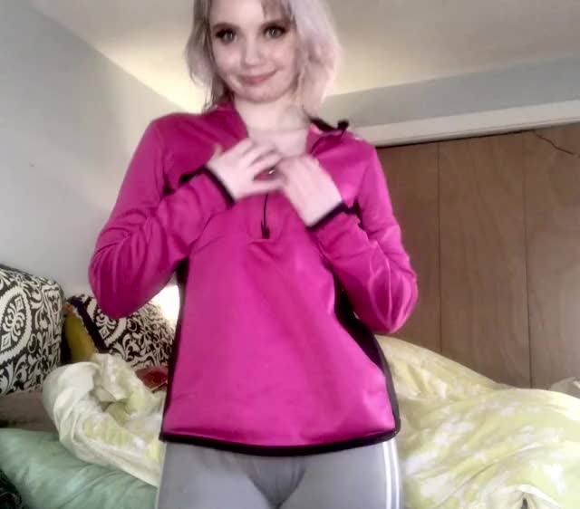 A little tit reveal for your Monday blues ❤️