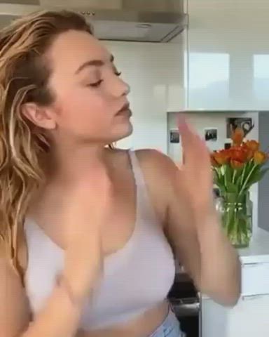 belly button peyton list sexy gif